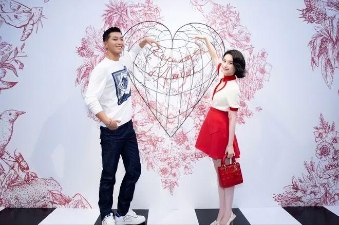为什么IU李知恩那么火，为何被称为国民妹妹，她为何如此受欢迎？